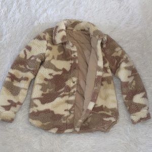 Cozy Sherpa Shacket by Hem & Thread size M
